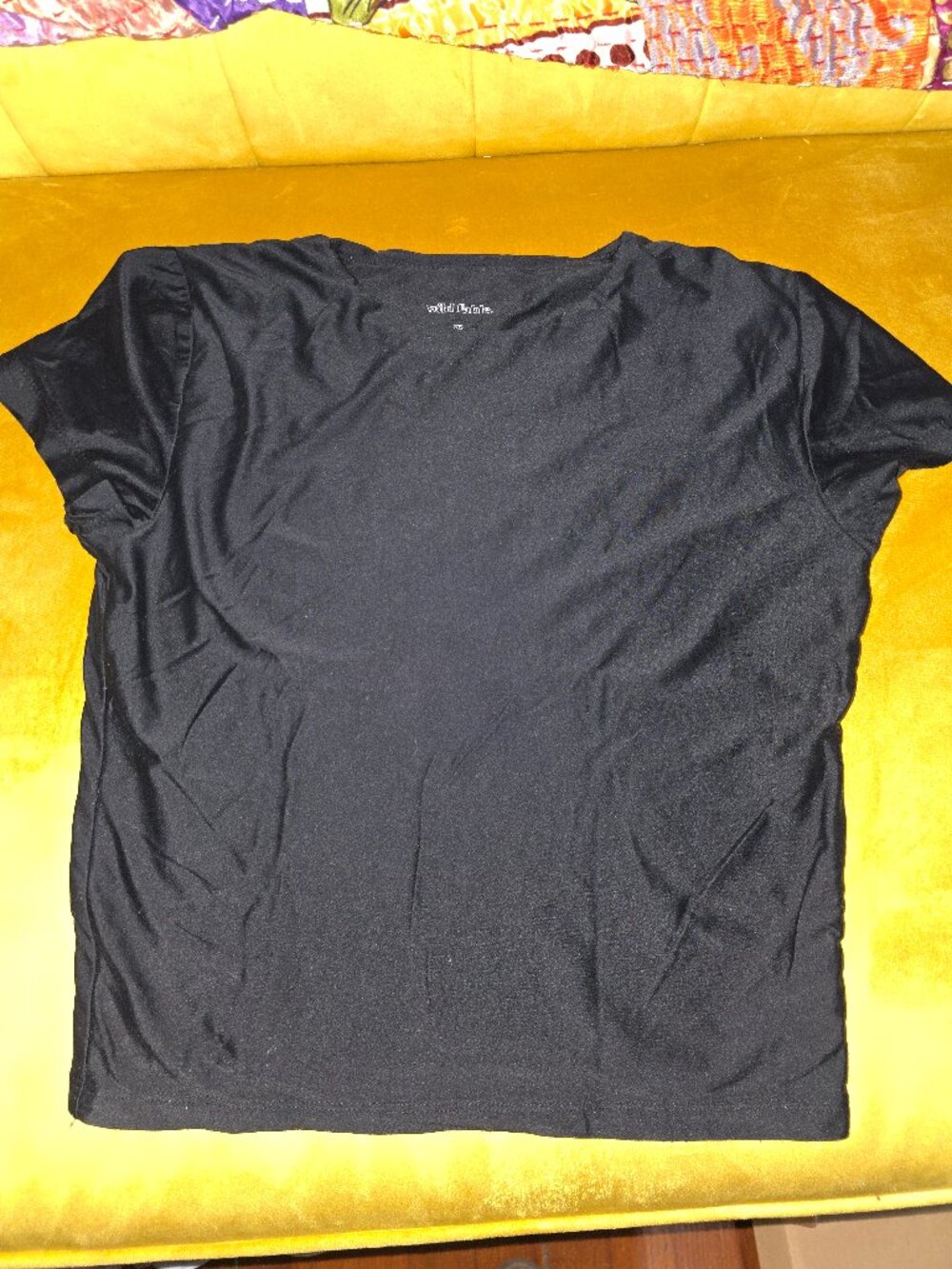 Wild fable xs black double lined cropped tee